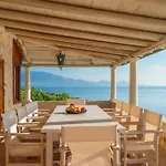 Extravagant Zante Deep Blue Great Sea Views 4 Bedrooms ヴィラ Koríthion