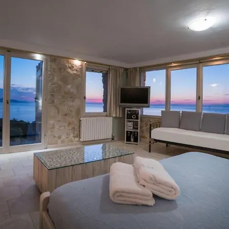 Extravagant Zante Deep Blue Great Sea Views 4 Bedrooms Koríthion